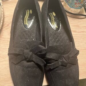 Women's Elegant Black Loafers